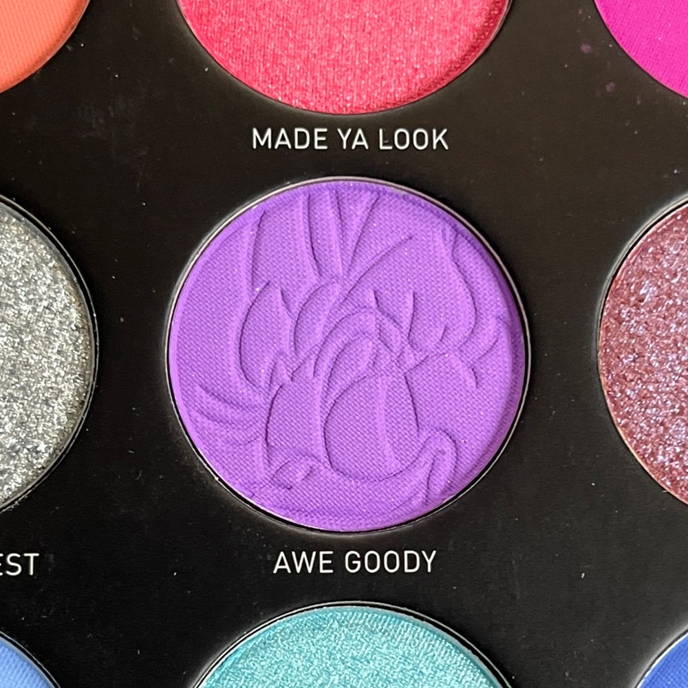 Disney Eyeshadow Palette matte and shimmer Truth Be Bold - Picture 11 of 16